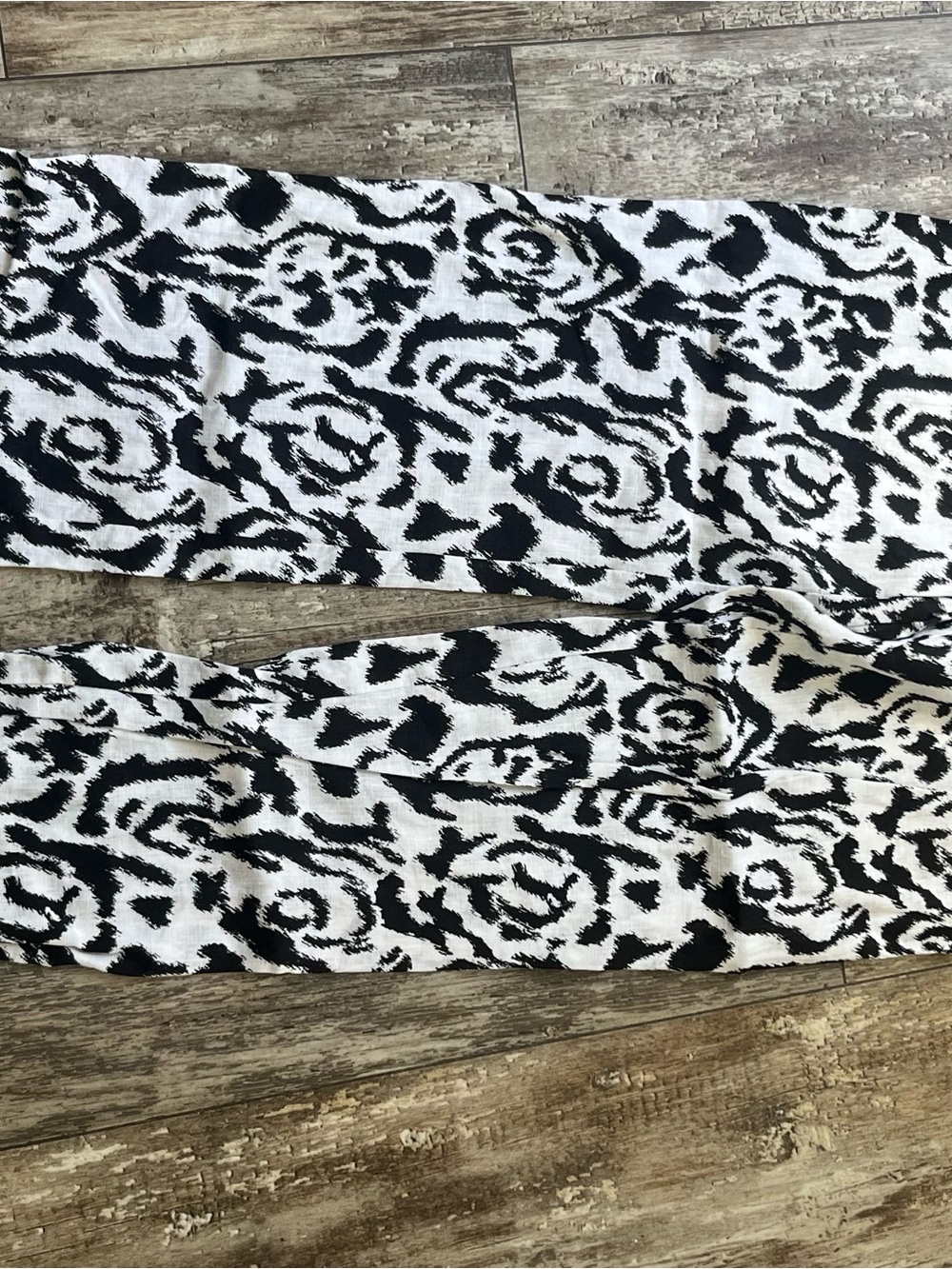 Black & White Pattern pants